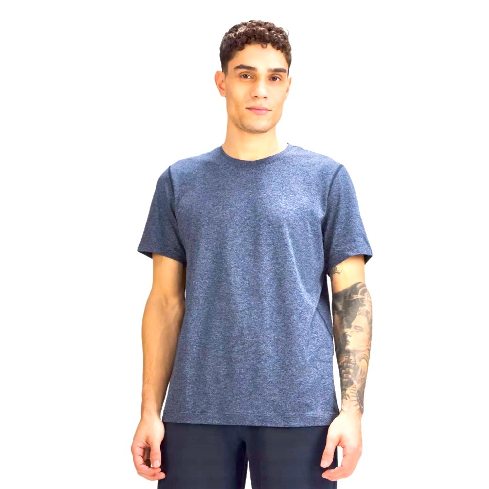 LULULEMON Athletica men’s license to train blue moisture wick shirt size XL